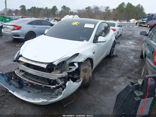 5YJYGDEF4MF258192 2021 TESLA MODEL Y - Image 2