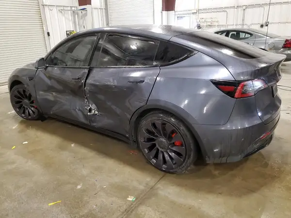 5YJYGDEF4MF302286 2021 TESLA MODEL Y - Image 2