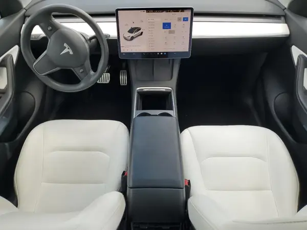 5YJYGDEF4MF304815 2021 TESLA MODEL Y - Image 8