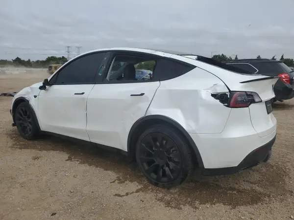 5YJYGDEF5LF004201 2020 TESLA MODEL Y - Image 2