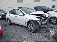 5YJYGDEF5LF006109 2020 TESLA MODEL Y