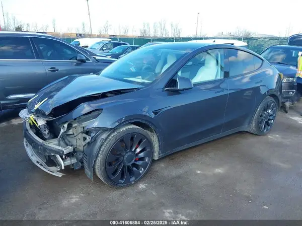 5YJYGDEF5LF042124 2020 TESLA MODEL Y - Image 2