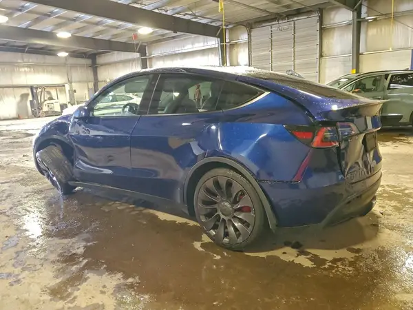 5YJYGDEF5LF057237 2020 TESLA MODEL Y - Image 2