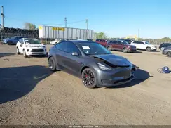 5YJYGDEF5MF084066 2021 TESLA MODEL Y