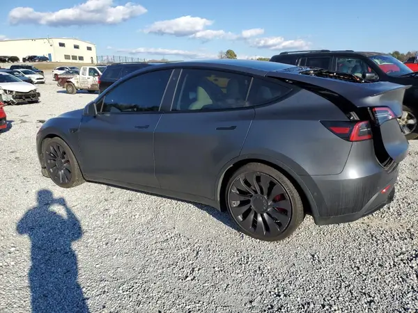 5YJYGDEF5MF139423 2021 TESLA MODEL Y - Image 2