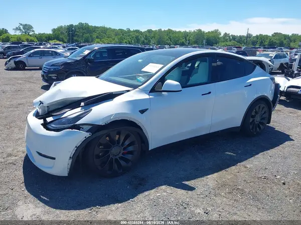 5YJYGDEF5MF178576 2021 TESLA MODEL Y - Image 2
