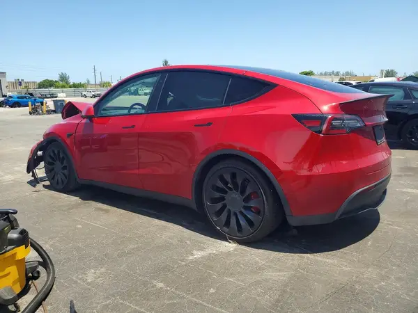 5YJYGDEF5MF196995 2021 TESLA MODEL Y - Image 2