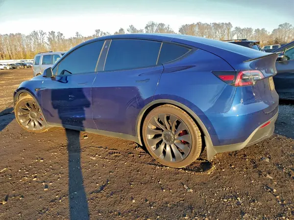 5YJYGDEF5MF209390 2021 TESLA MODEL Y - Image 2