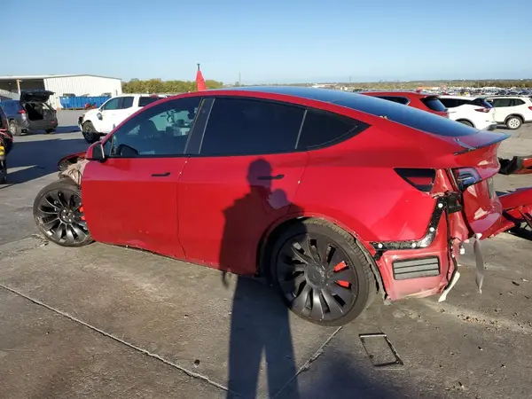 5YJYGDEF5MF215562 2021 TESLA MODEL Y - Image 2