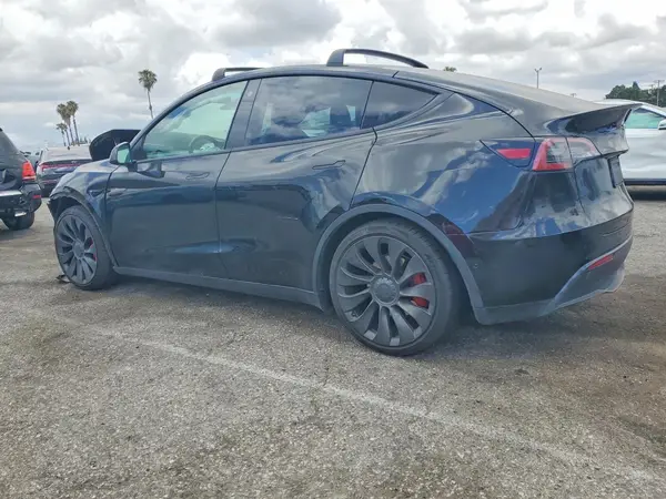 5YJYGDEF5MF216081 2021 TESLA MODEL Y - Image 2
