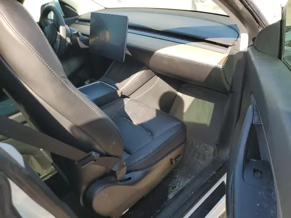 5YJYGDEF5MF243054 2021 TESLA MODEL Y - Image 8