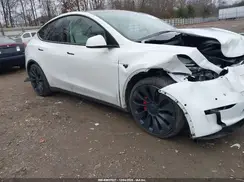 5YJYGDEF5MF244057 2021 TESLA MODEL Y