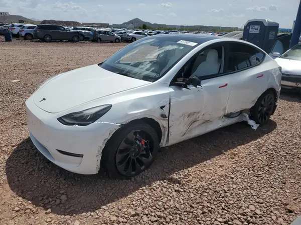 5YJYGDEF5MF269749 2021 TESLA MODEL Y - Image 1