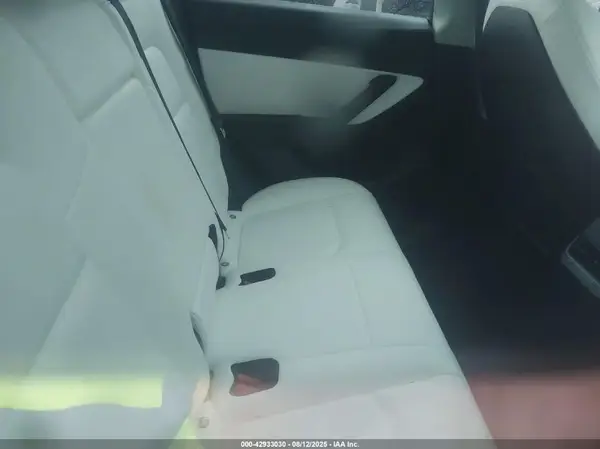5YJYGDEF5MF303401 2021 TESLA MODEL Y - Image 8