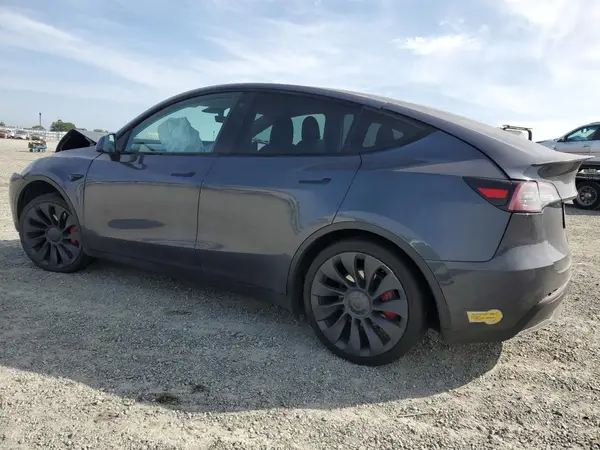 5YJYGDEF6LF001436 2020 TESLA MODEL Y - Image 2
