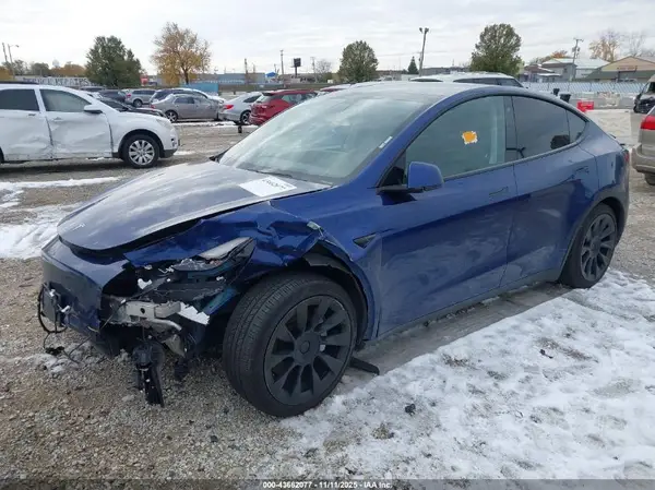 5YJYGDEF6LF002246 2020 TESLA MODEL Y - Image 2