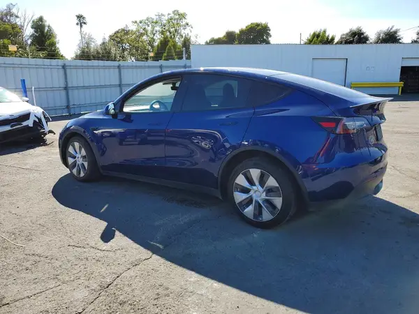 5YJYGDEF6LF018575 2020 TESLA MODEL Y - Image 2