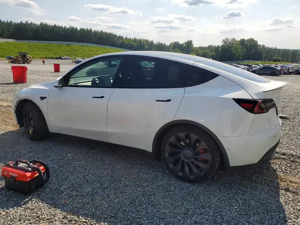 5YJYGDEF6LF037465 2020 TESLA MODEL Y - Image 2