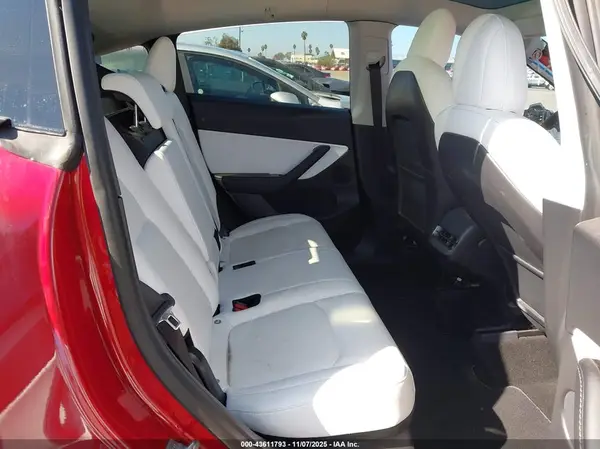 5YJYGDEF6MF076249 2021 TESLA MODEL Y - Image 8