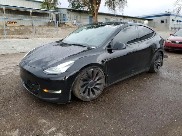 5YJYGDEF6MF083931 2021 TESLA MODEL Y - Image 1