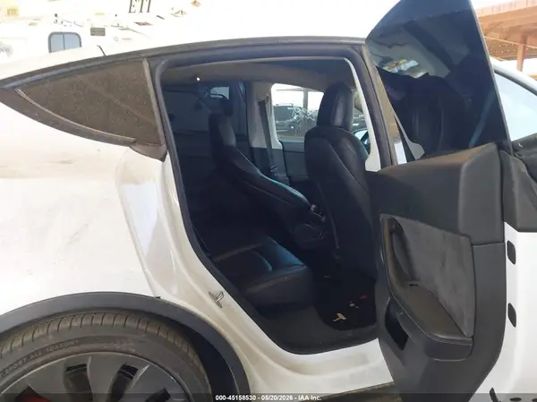 5YJYGDEF6MF092239 2021 TESLA MODEL Y - Image 8
