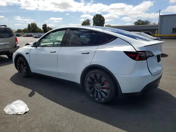 5YJYGDEF6MF124512 2021 TESLA MODEL Y - Image 2