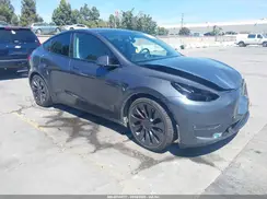 5YJYGDEF6MF157705 2021 TESLA MODEL Y