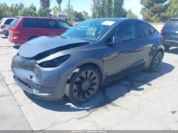5YJYGDEF6MF157705 2021 TESLA MODEL Y - Image 2