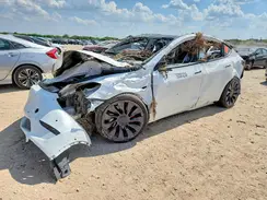 5YJYGDEF6MF212010 2021 TESLA MODEL Y