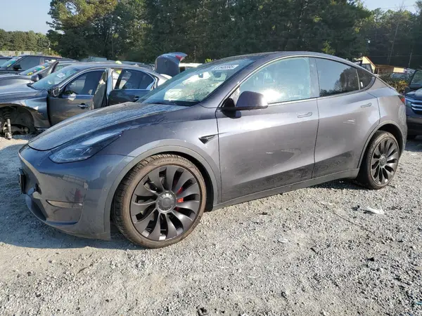5YJYGDEF6MF249588 2021 TESLA MODEL Y - Image 1