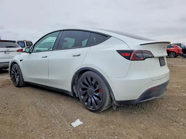5YJYGDEF6MF251776 2021 TESLA MODEL Y - Image 2