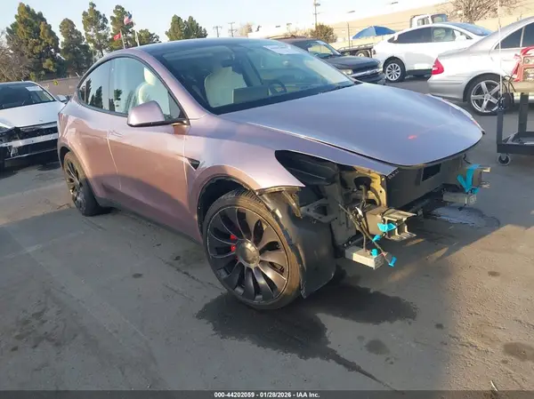 5YJYGDEF6MF252278 2021 TESLA MODEL Y - Image 1