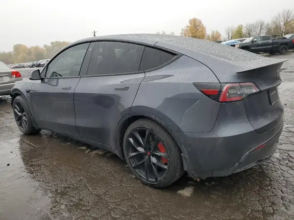 5YJYGDEF7LF001476 2020 TESLA MODEL Y - Image 2