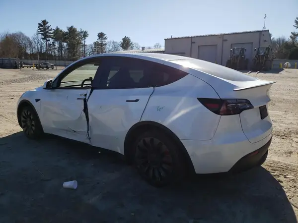 5YJYGDEF7LF005124 2020 TESLA MODEL Y - Image 2