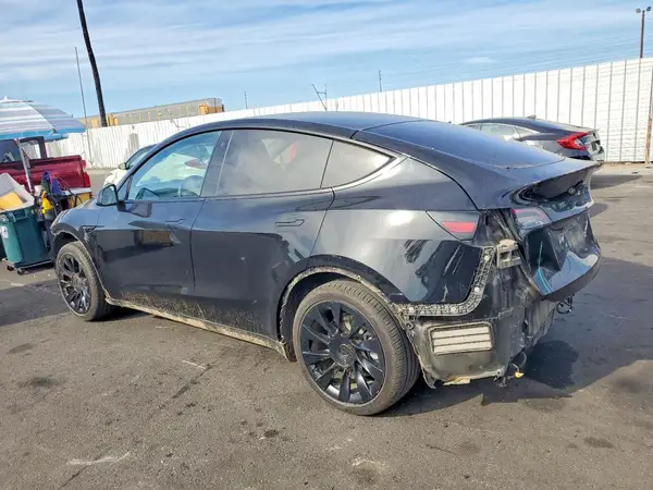 5YJYGDEF7LF037121 2020 TESLA MODEL Y - Image 2