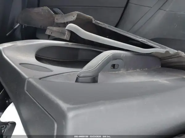 5YJYGDEF7MF124504 2021 TESLA MODEL Y - Image 8