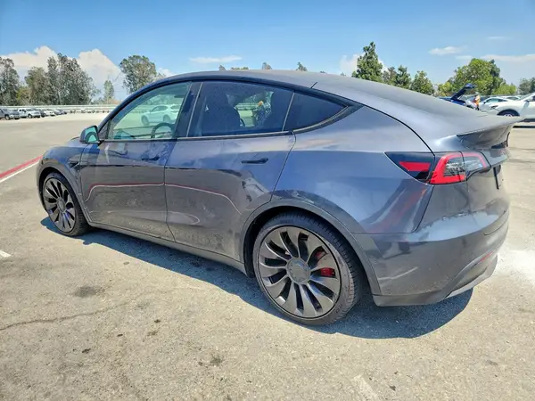 5YJYGDEF7MF124616 2021 TESLA MODEL Y - Image 2