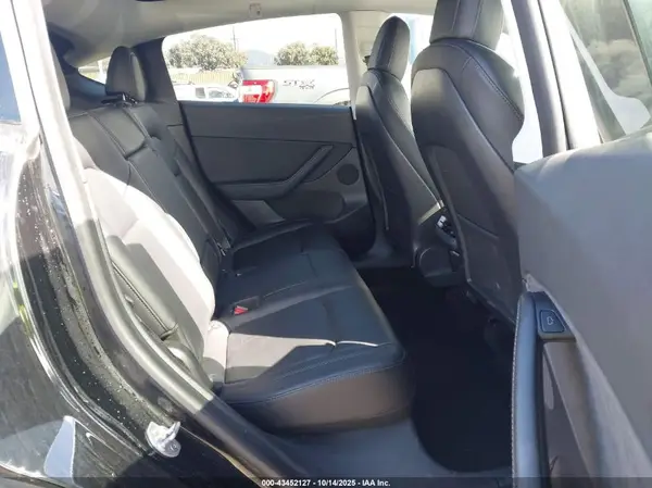 5YJYGDEF7MF151301 2021 TESLA MODEL Y - Image 8