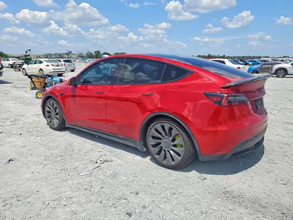 5YJYGDEF7MF197484 2021 TESLA MODEL Y - Image 2