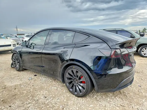 5YJYGDEF7MF202067 2021 TESLA MODEL Y - Image 2