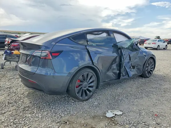 2021 TESLA MODEL Y COPART lot 59294376 auction photo 3