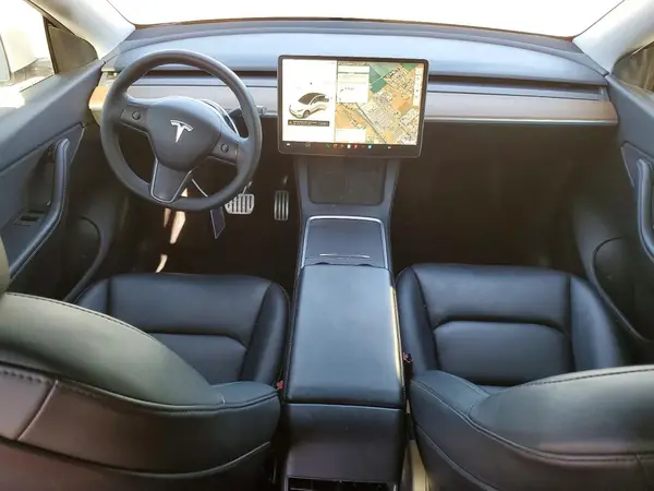 5YJYGDEF7MF240236 2021 TESLA MODEL Y - Image 8