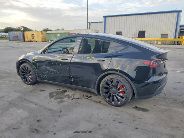 5YJYGDEF7MF249034 2021 TESLA MODEL Y - Image 2