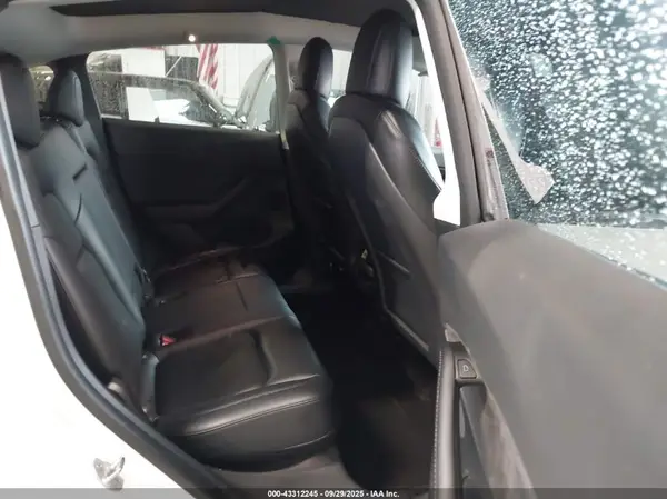 5YJYGDEF7MF268781 2021 TESLA MODEL Y - Image 8