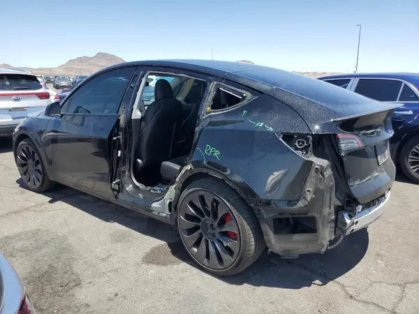 5YJYGDEF7MF273155 2021 TESLA MODEL Y - Image 2