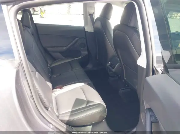 5YJYGDEF7MF273897 2021 TESLA MODEL Y - Image 8
