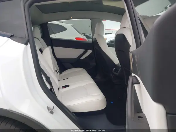 5YJYGDEF7MF298251 2021 TESLA MODEL Y - Image 8