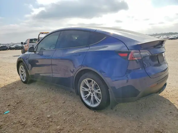 5YJYGDEF8LF005584 2020 TESLA MODEL Y - Image 2