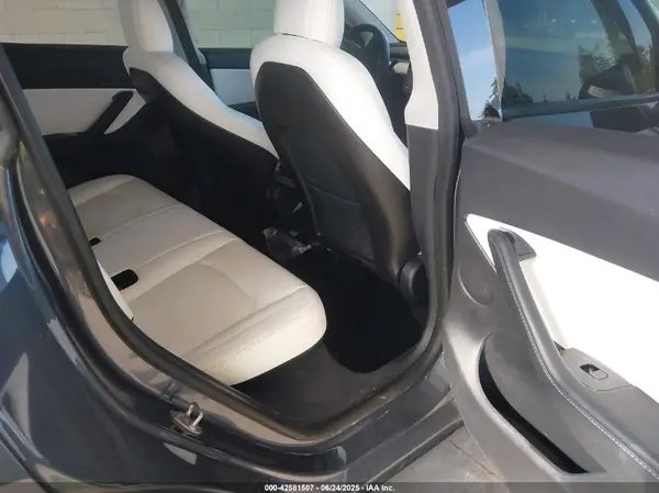 5YJYGDEF8LF020263 2020 TESLA MODEL Y - Image 8