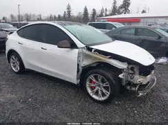5YJYGDEF8LF028010 2020 TESLA MODEL Y